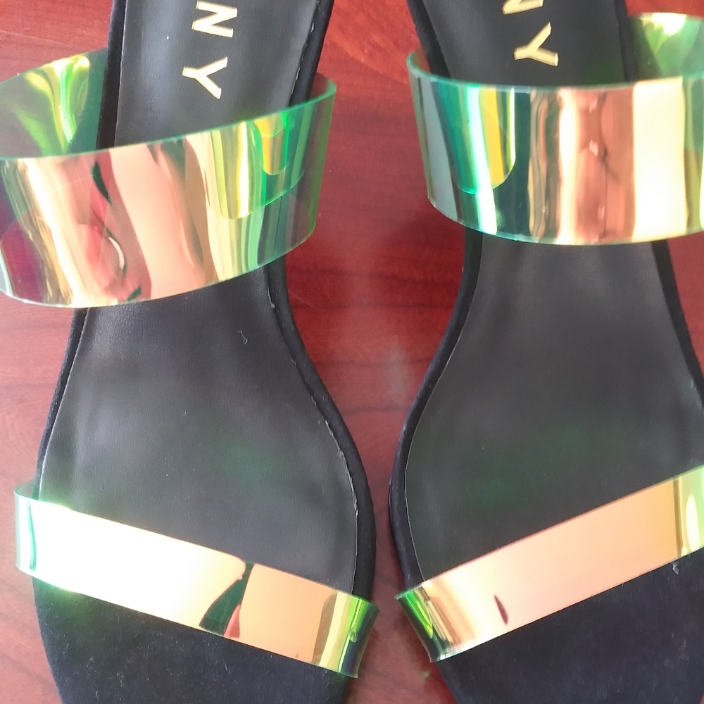 DKNY sandals - Picture 12 of 13